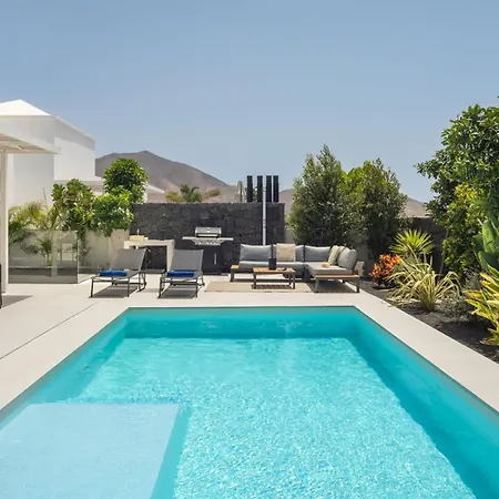 Sunrise By Buenavilla Villa *