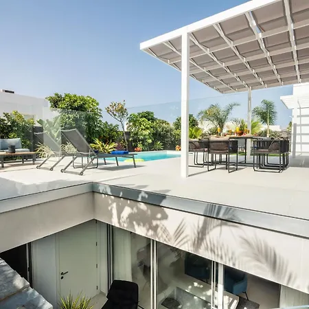 Sunrise By Buenavilla 别墅 *