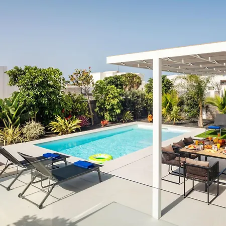 Sunrise By Buenavilla *