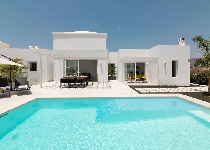 Sunrise By Buenavilla 别墅 *