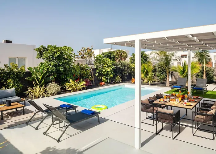 Sunrise By Buenavilla *