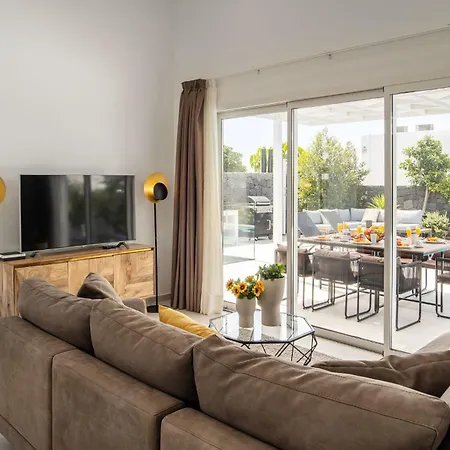 فيلة Sunrise By Buenavilla بلايا بلانكا