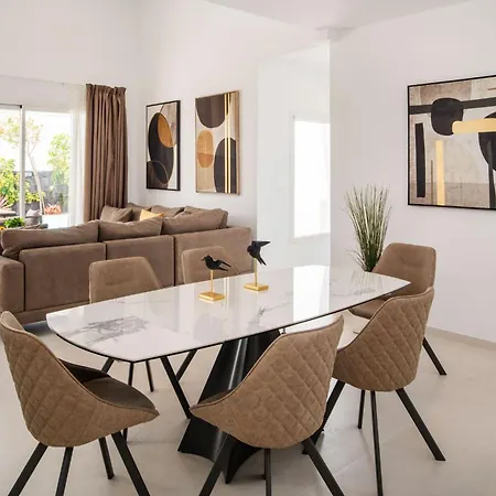 Sunrise By Buenavilla فيلة بلايا بلانكا