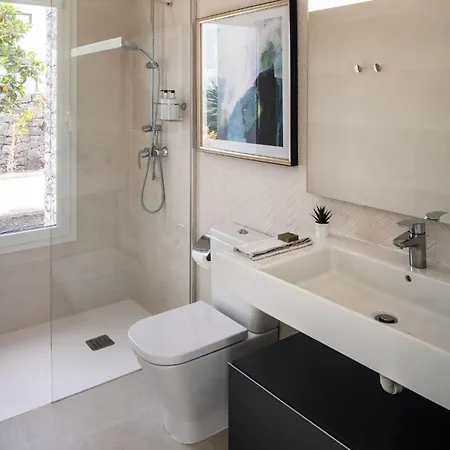 فيلة Sunrise By Buenavilla *