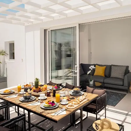 Sunrise By Buenavilla Villa Playa Blanca