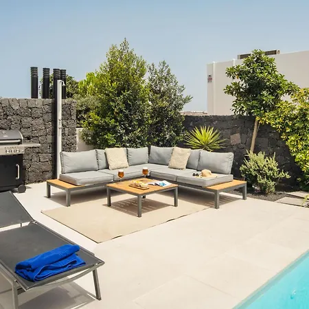 Villa Sunrise By Buenavilla Playa Blanca