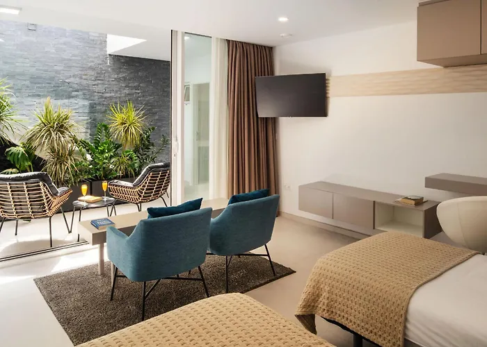 Villa Sunrise By Buenavilla